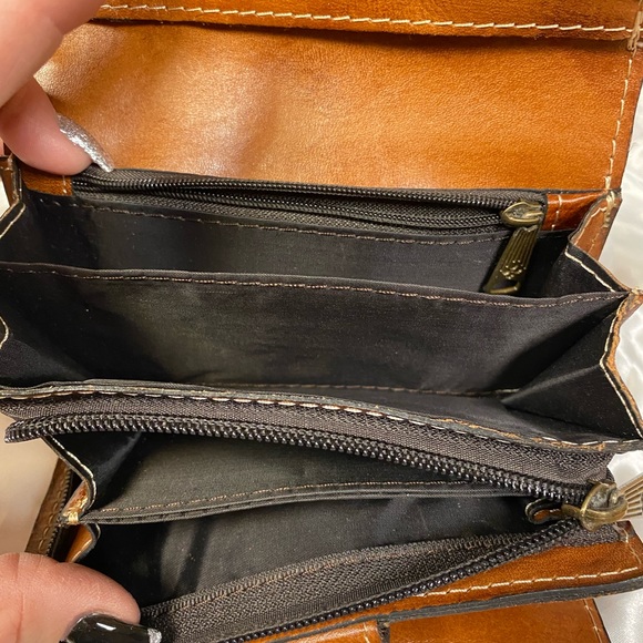 Patricia Nash wallet - Picture 2 of 7